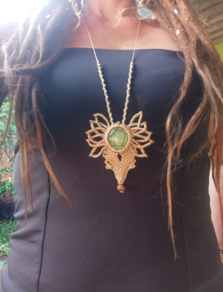 Colar Macramé